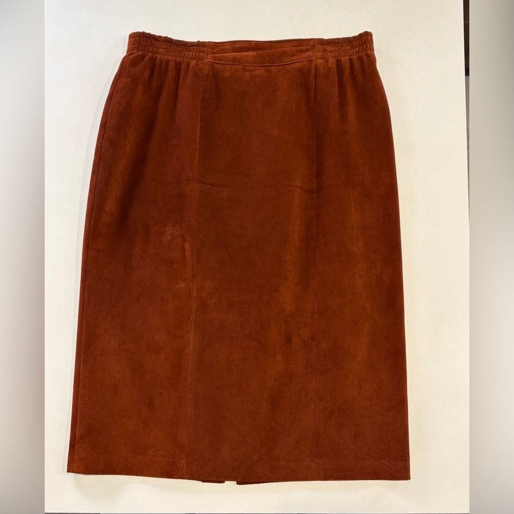 Suede | Danier | Rust | Midi Skirt | Vintage Size 14 | 33” Waist